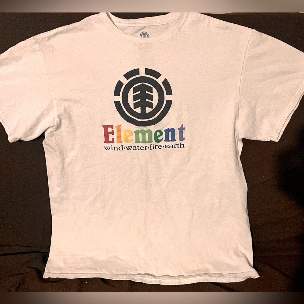 Size large white Element tee shirt